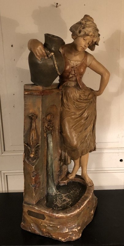 Jeune Femme à La Fontaine En Plâtre Polychrome Vers 1900-photo-4