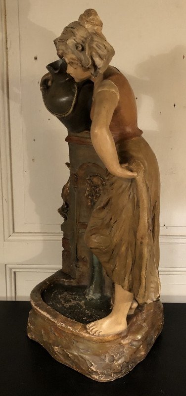 Jeune Femme à La Fontaine En Plâtre Polychrome Vers 1900-photo-6