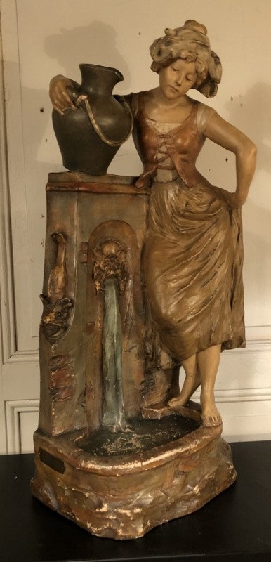 Jeune Femme à La Fontaine En Plâtre Polychrome Vers 1900-photo-8