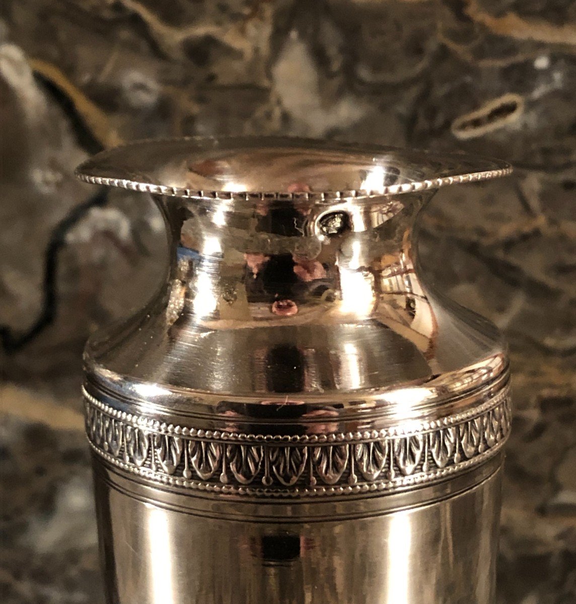 Small Louis XVI Style Vase In Silver Hallmark Minerva-photo-2