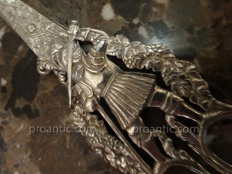 Pair Of Scissors Raisin In Silver, Nineteenth Century-photo-1