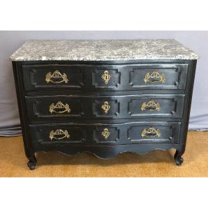 Transitional Louis XV Louis XVI 18th Century Black Lacquered Commode