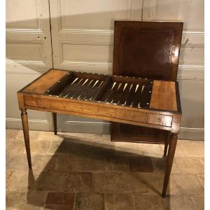 Bureau Tric-Trac Directoire en merisier fin XVIII° siècle  