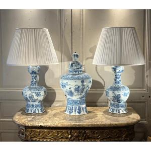 Importante garniture en faïence de Delft XVIII° siècle