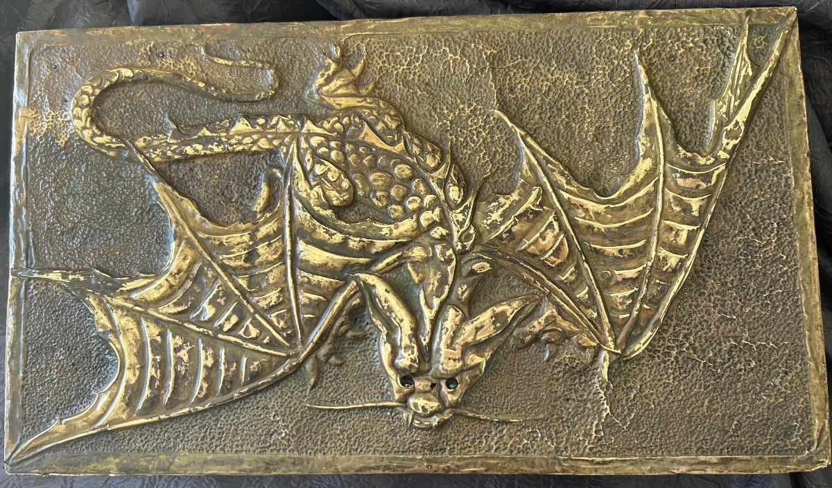 Coffret en cuivre repoussé jungendstil décor chauve souris ailes déployées -photo-2