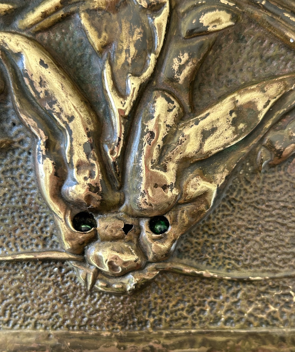 Coffret en cuivre repoussé jungendstil décor chauve souris ailes déployées -photo-3