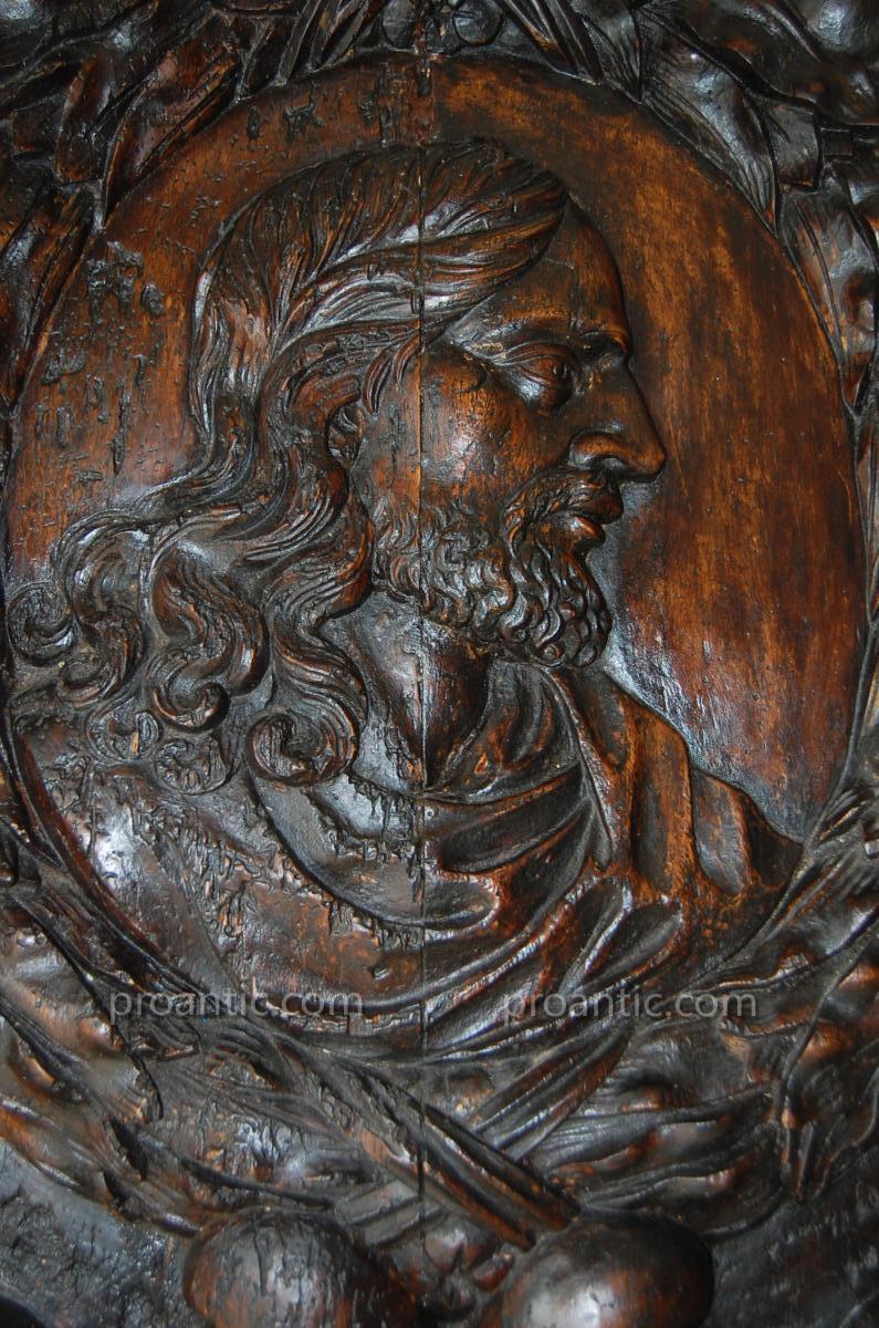 Grand Portrait Medallion In Natural Wood Carved Seventeenth Time-photo-3