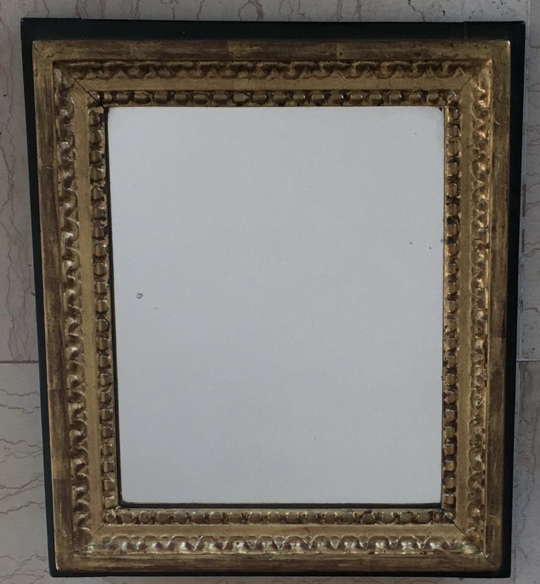 Louis XVI Style Golden Wood Mirror On Green Background-photo-2