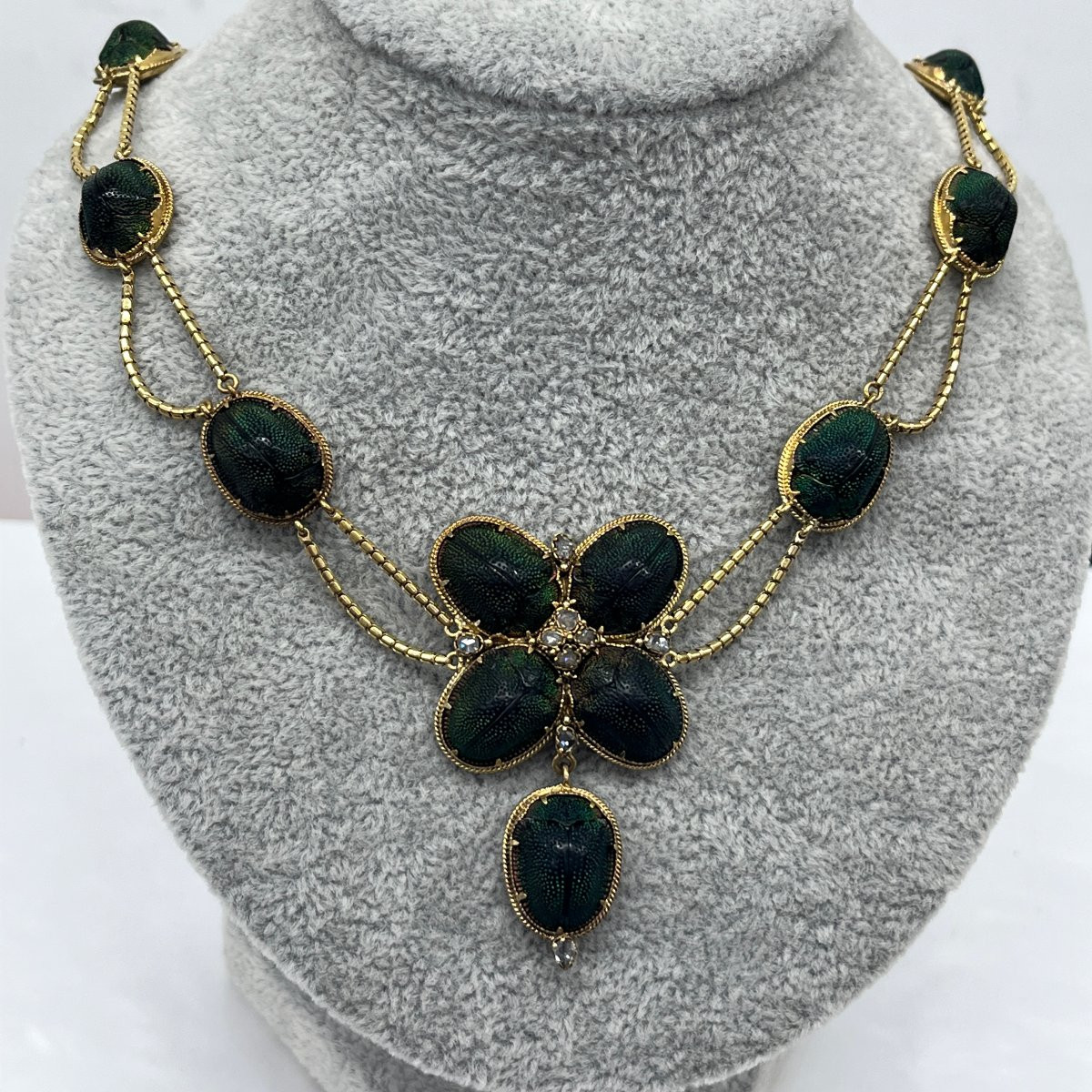Collier Antique en Or Jaune 18 carats avec Scarabée et Diamants Taille Rose – 15"-photo-4