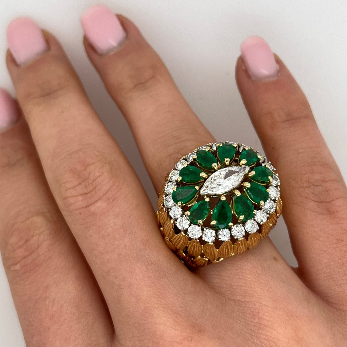 Bague de robe vintage en or avec émeraude et diamant – 10 émeraudes poire & 2,20 ct de diamants-photo-2