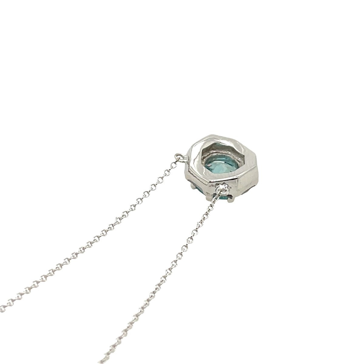 Pendant In 18-carat White Gold With Blue Topaz And Diamonds-photo-2