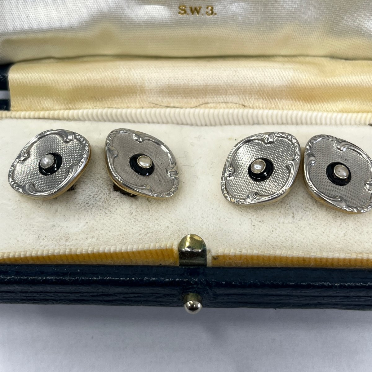 Vintage Cufflinks In 14-carat Yellow Gold And Platinum-photo-2