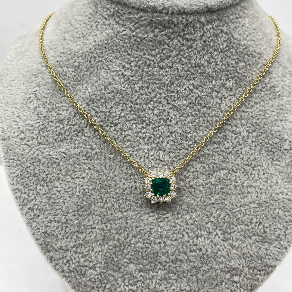 Pendentif en émeraude et diamant jaune 18 carats sur chaîne de 16 pouces-photo-2