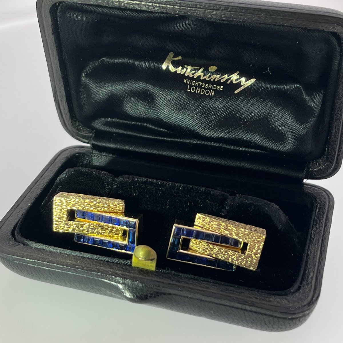 Boutons de manchette KUTCHINSKY en or jaune 18 carats avec saphir – Design entrelacé-photo-7