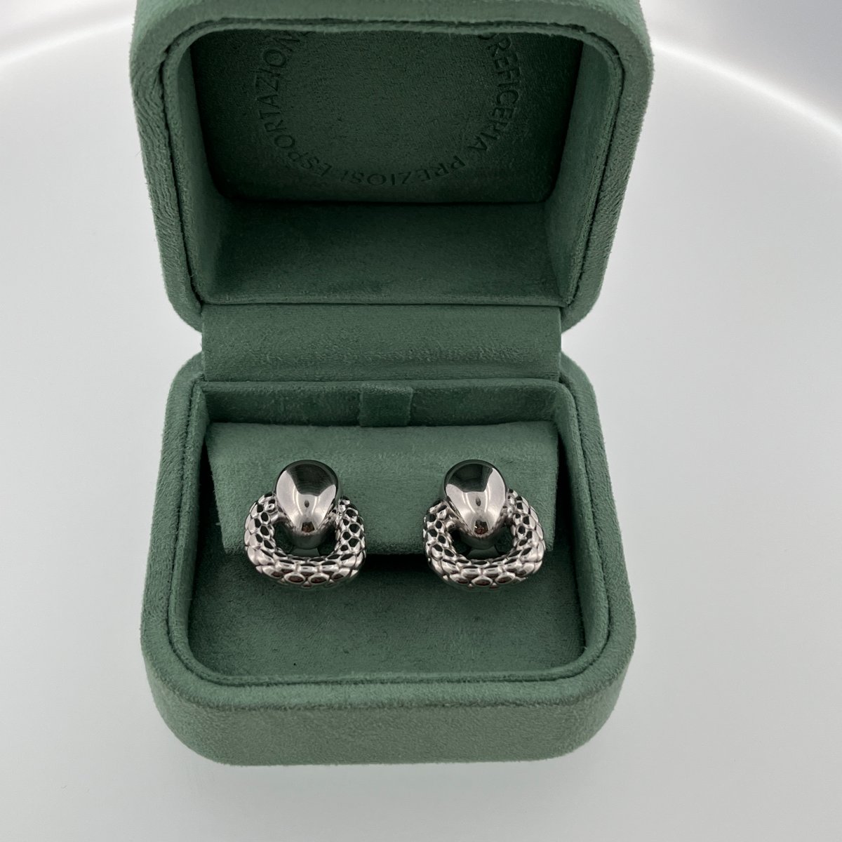 Boucles d'oreilles à clip en or blanc 18 ct Fope