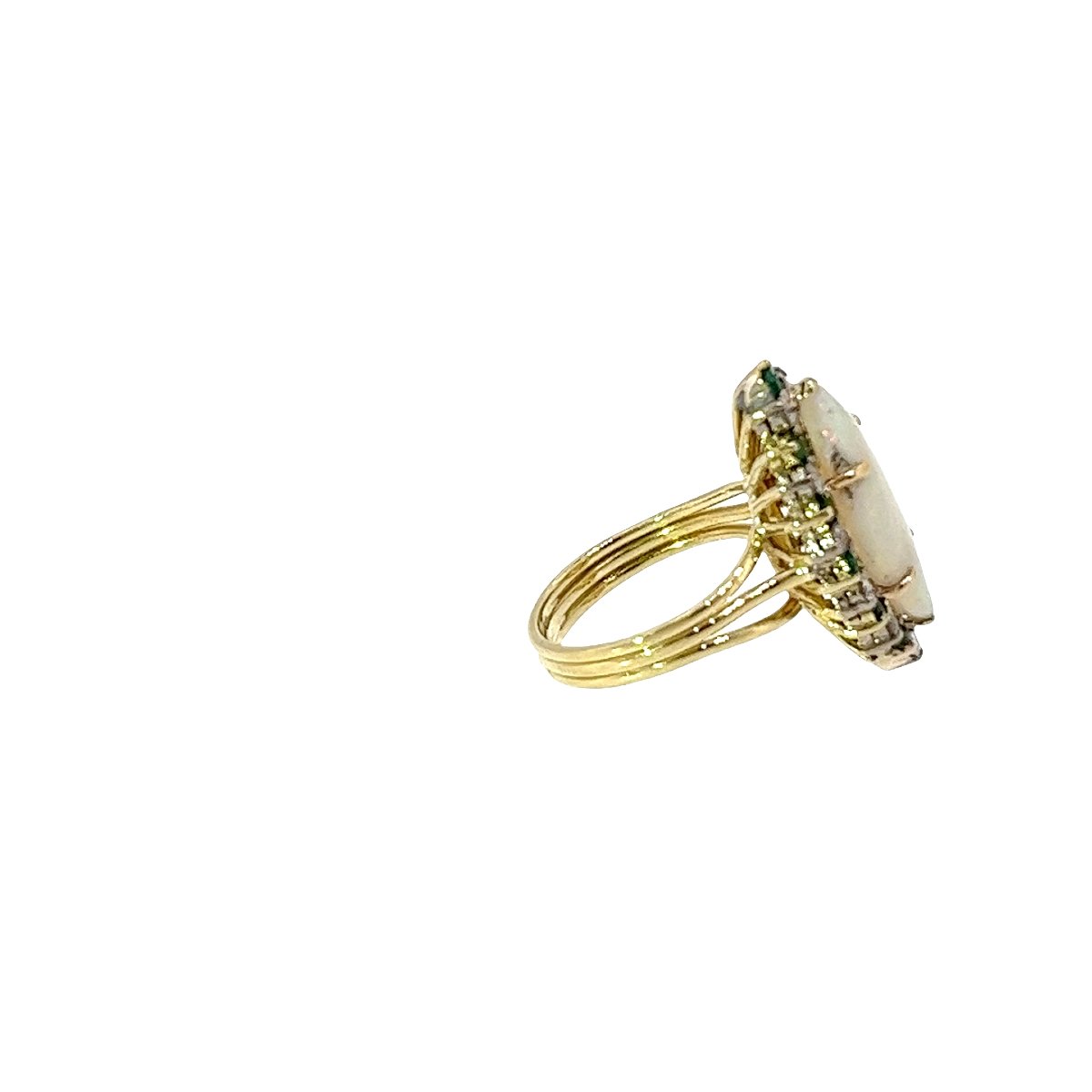 Vintage Ring Featuring Opal, Emerald, And Cluster-set Diamonds, Set In 18-karat Yellow Gold-photo-4