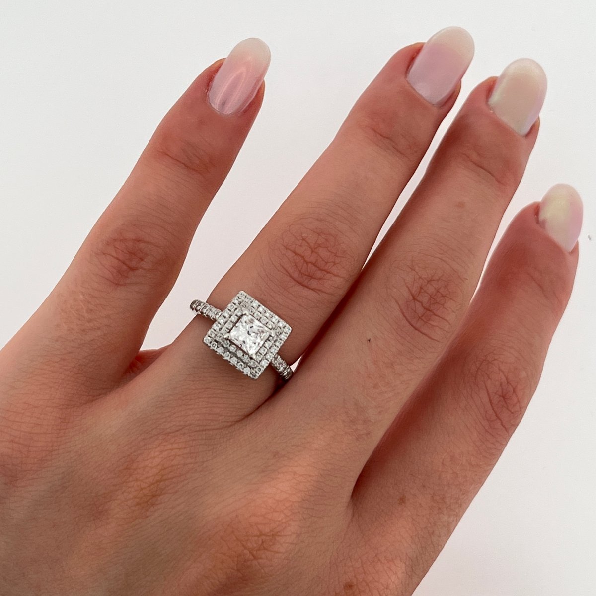 Bague de fiançailles solitaire en diamant Halo – Platine, diamant 0,66 ct F/VS1-photo-2