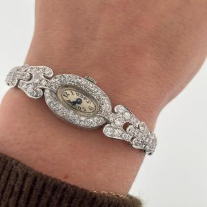 Montre pour femmes vintage en platine avec diamants, 3,7 carats de diamants naturels