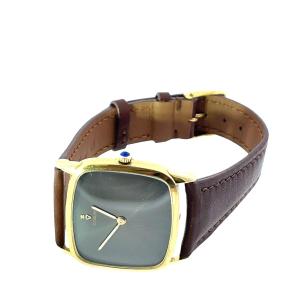 Montre Corum Vintage Tank – Or jaune 18 carats, cadran marron soleil
