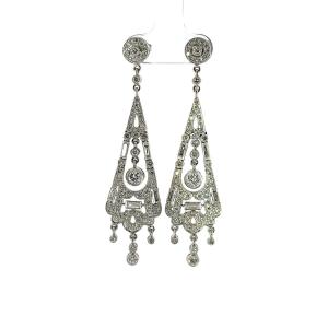 Art Deco Dangling Earrings In 18-karat White Gold With Diamonds – 2.40 Carats Of Diamonds