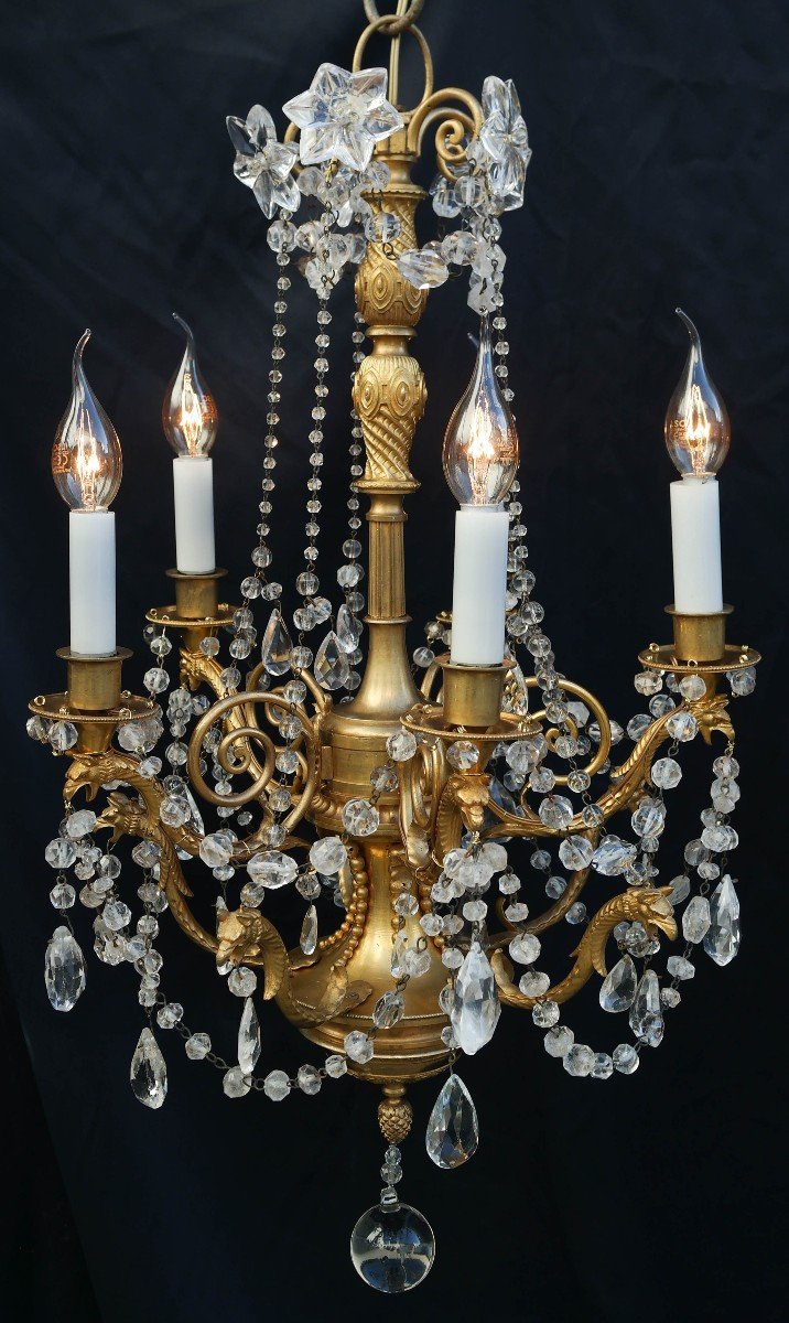 Lustre En Bronze Et Cristaux De Roche XVIIIe Siècle.