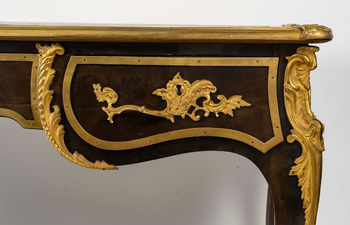 Louis XV Style Flat Desk In Veneer And Gilded Bronze-photo-3