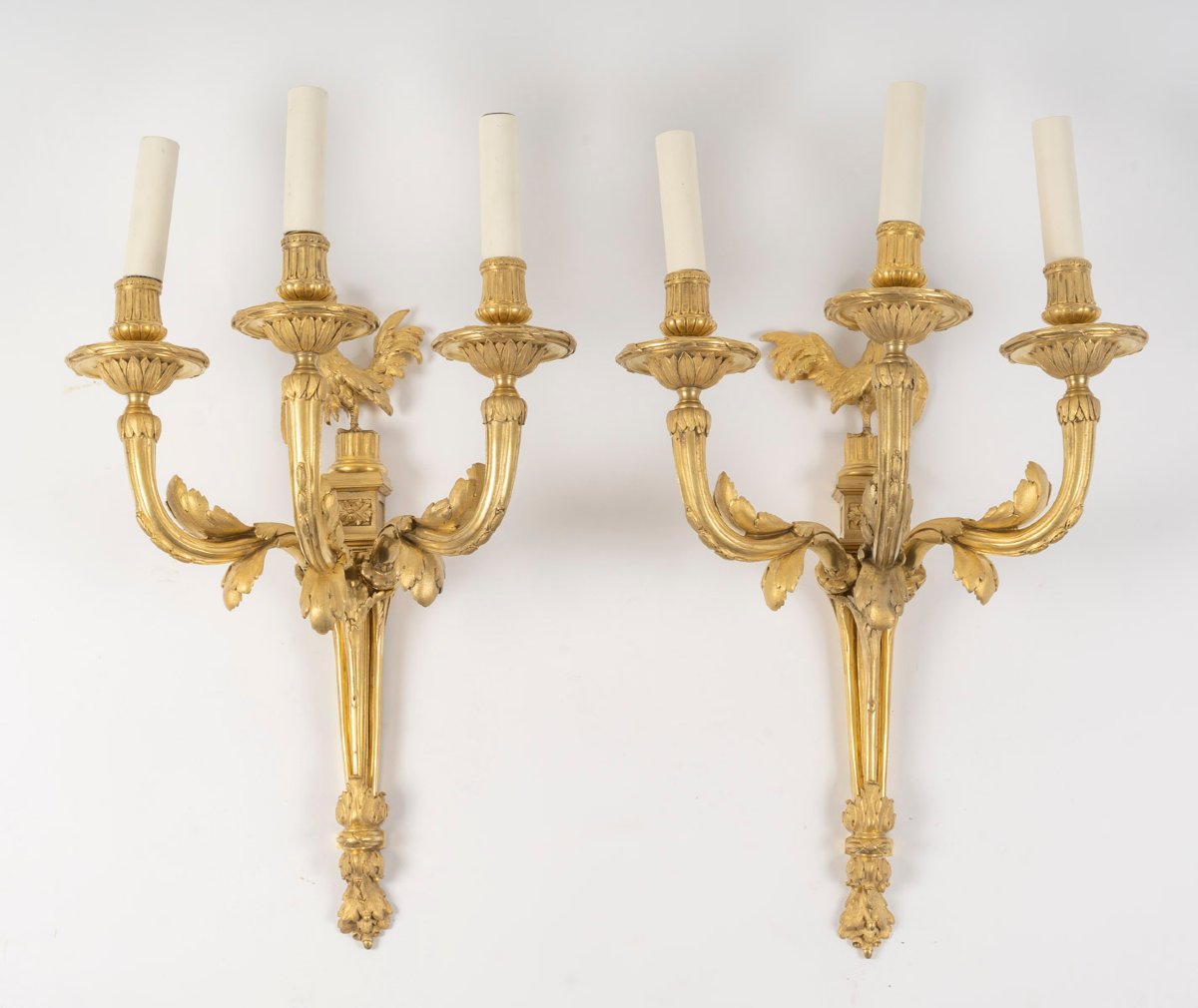Pair Of Gilt Bronze Wall Sconces Decorated With Roosters-photo-1
