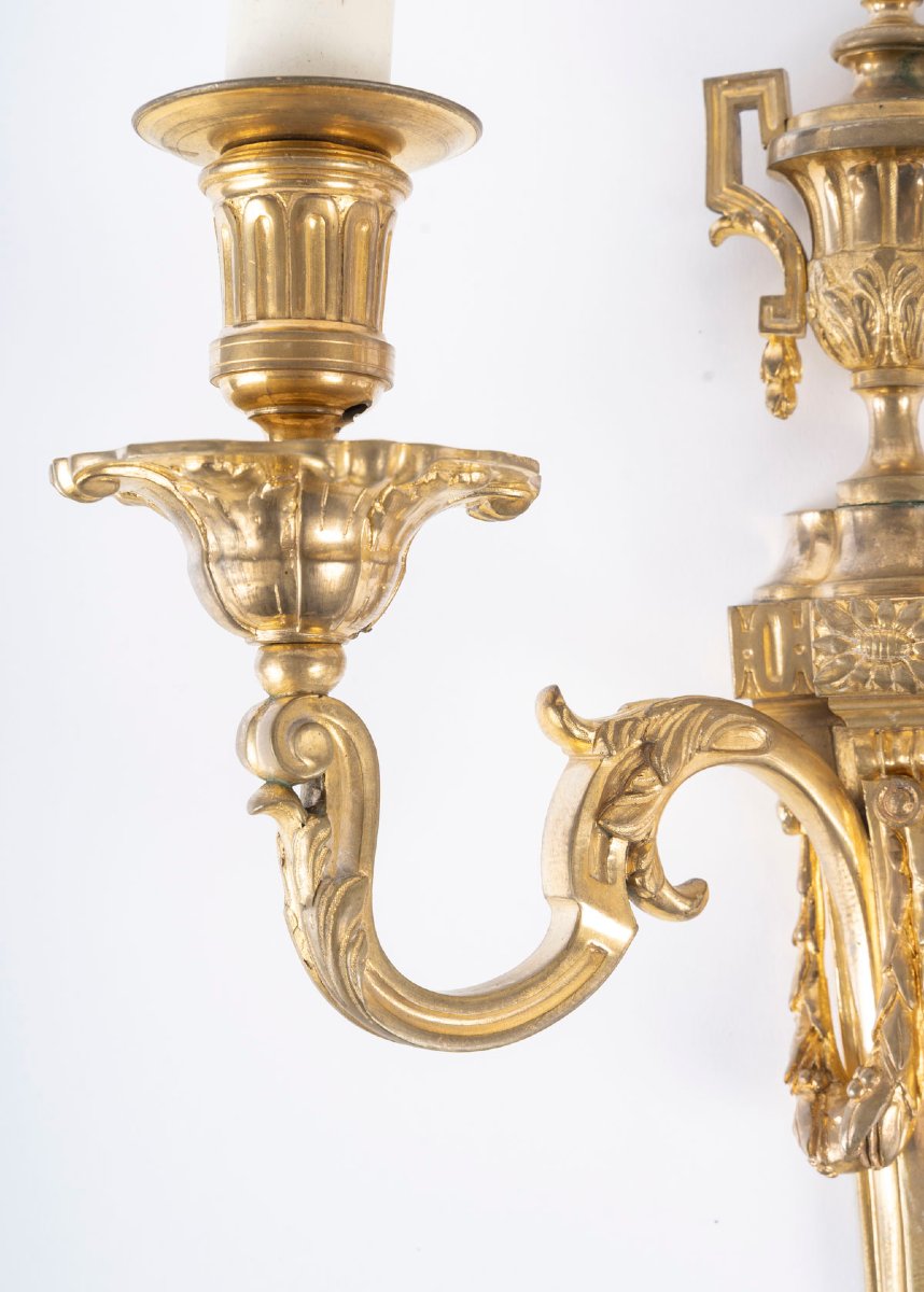 Paire d'appliques Louis XVI en bronze doré.-photo-3