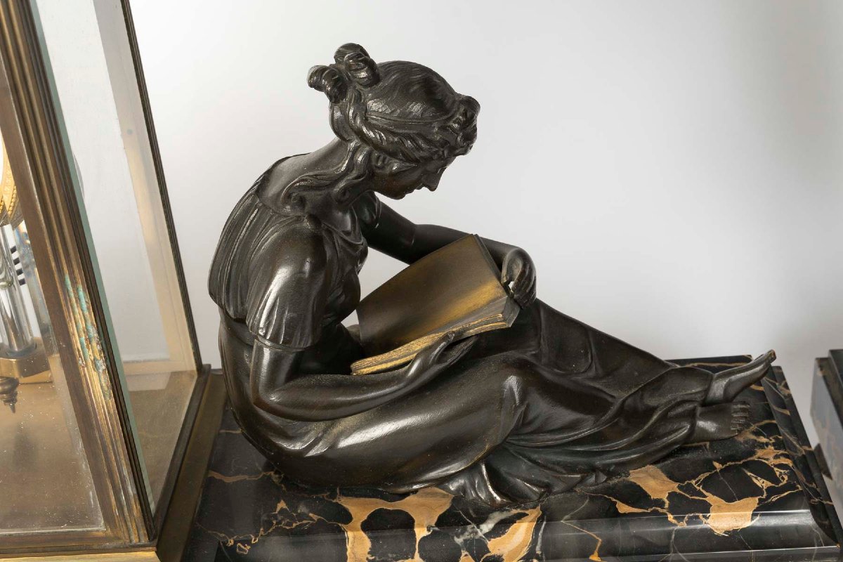 Empire-style Marble And Bronze Trim-photo-1