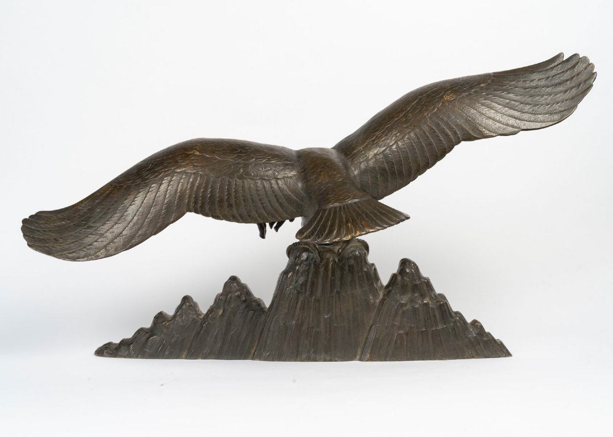 An Eagle With Outstretched Wings Holding A Lamb In Its Beak, A Bronze Sculpture Signed By Gilbert-photo-7