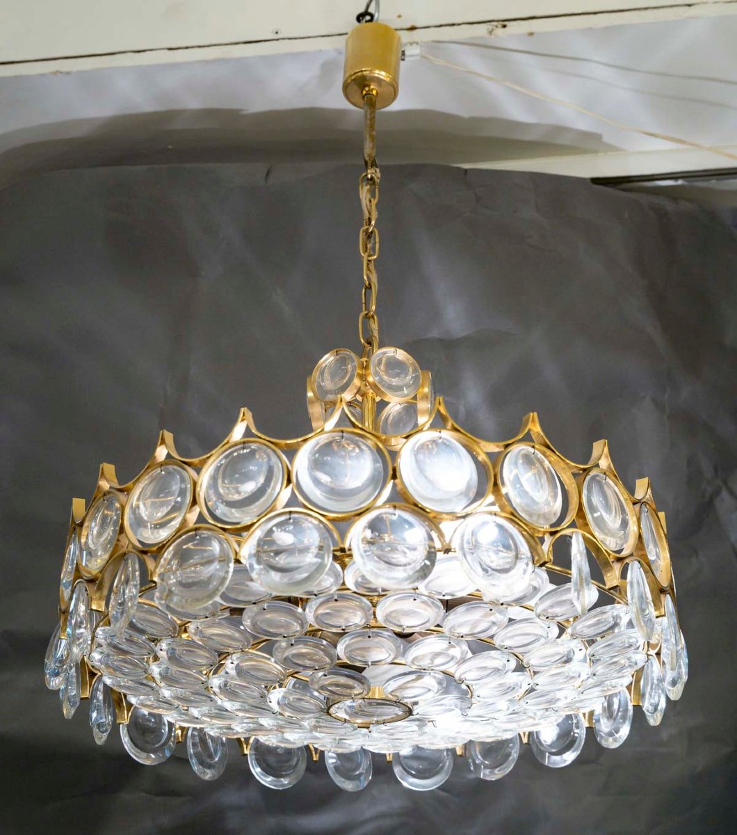 Lustre et paire d'appliques  en verre et laiton doré -photo-4