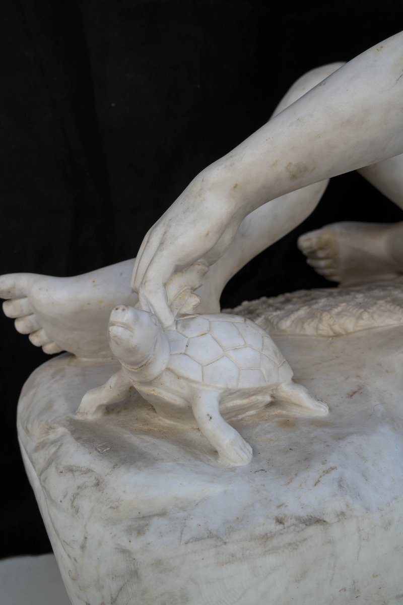 Marble Sculpture: Young Neapolitan Fisherman Playing With A Turtle (or The Boy With The Turtle)-photo-2