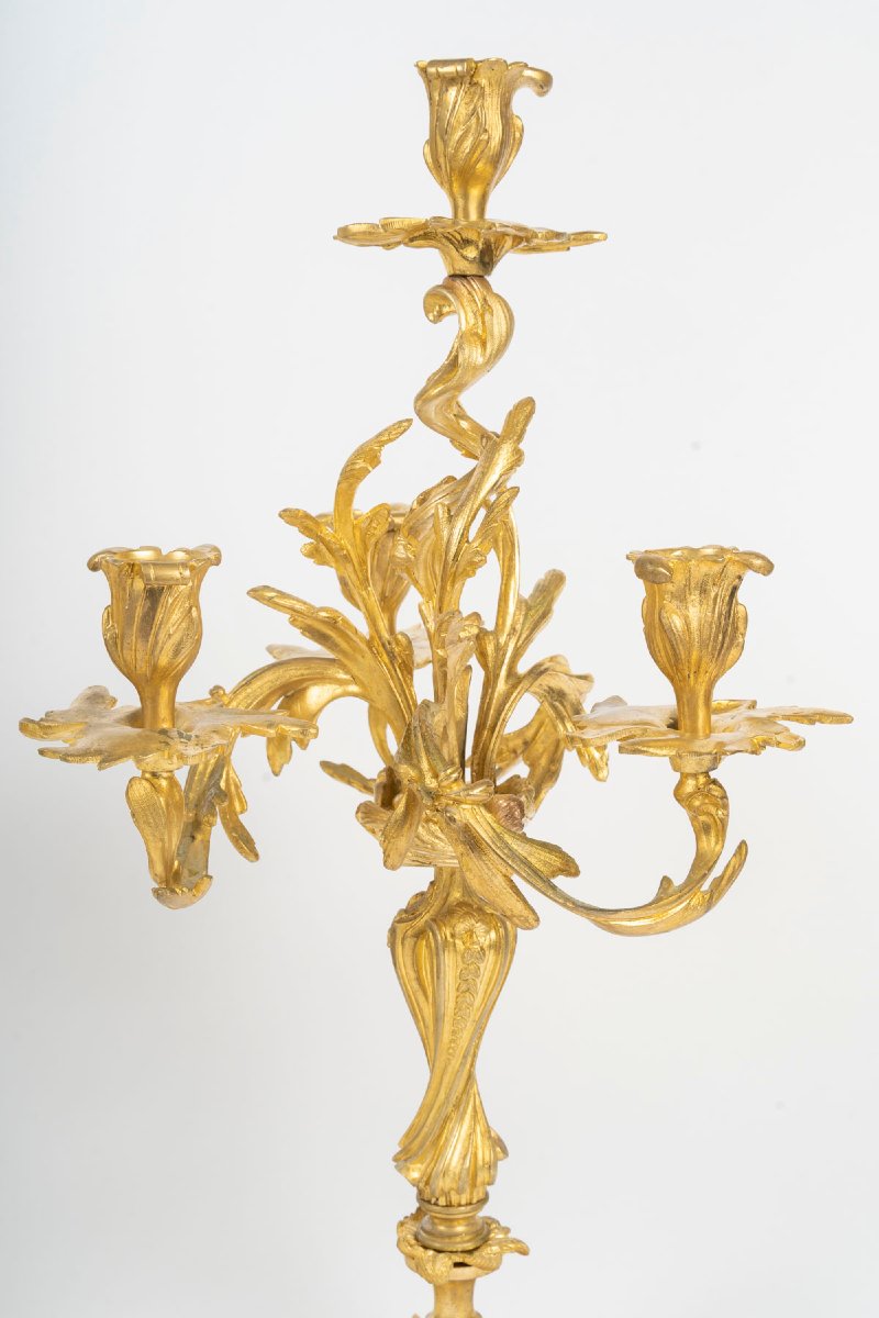 Paire de candélabres en bronze doré, style Louis XV-photo-2