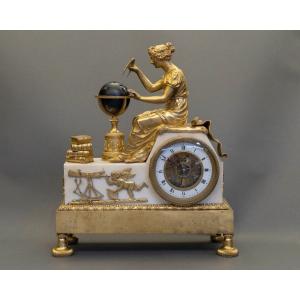 Pendule empire à l'étude de l'astronomie