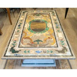 Table basse en scagliola XIXe siècle