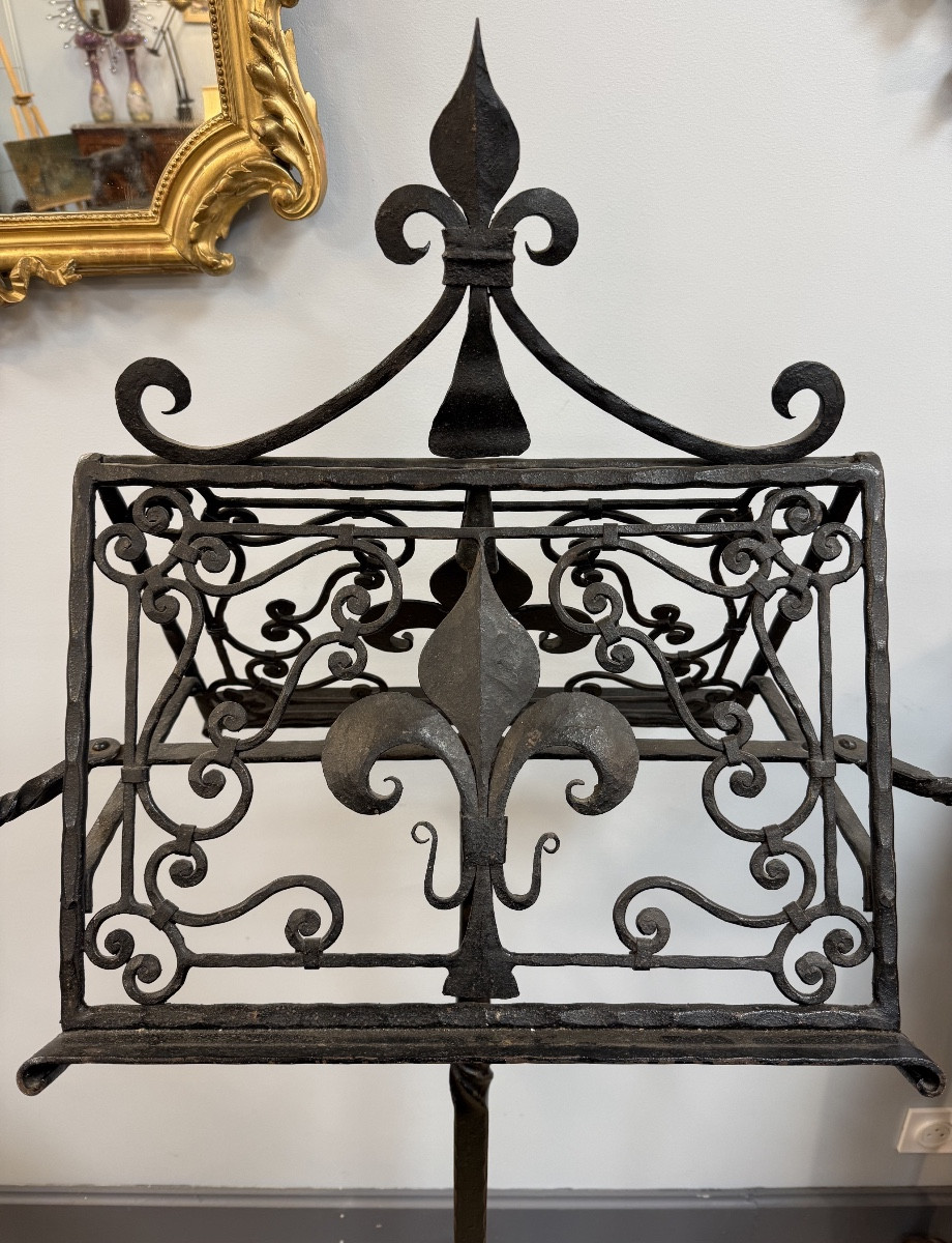 lutrin en fer forgé-photo-2