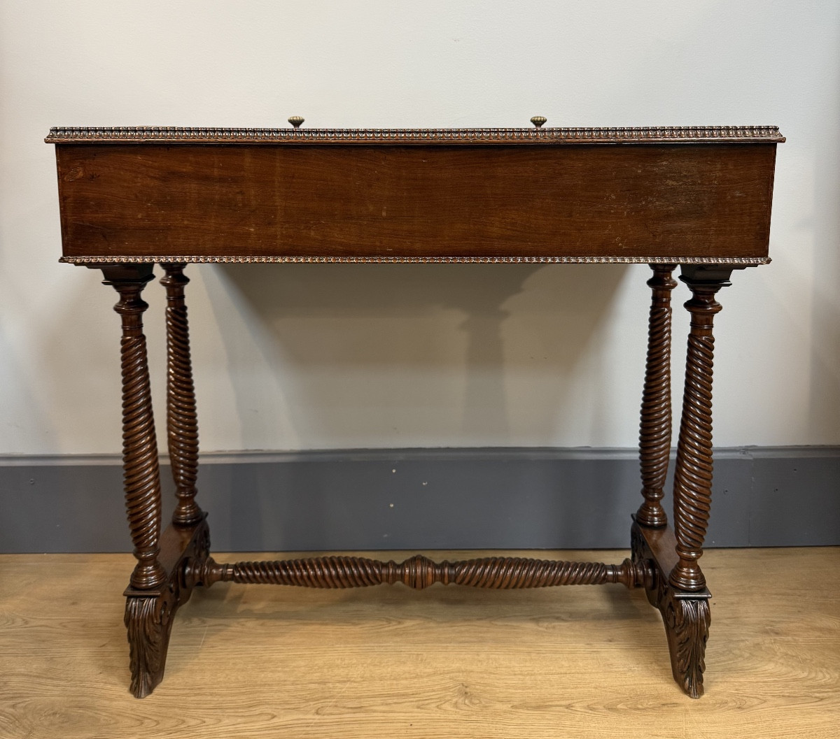 Vitrine plate en acajou-photo-1