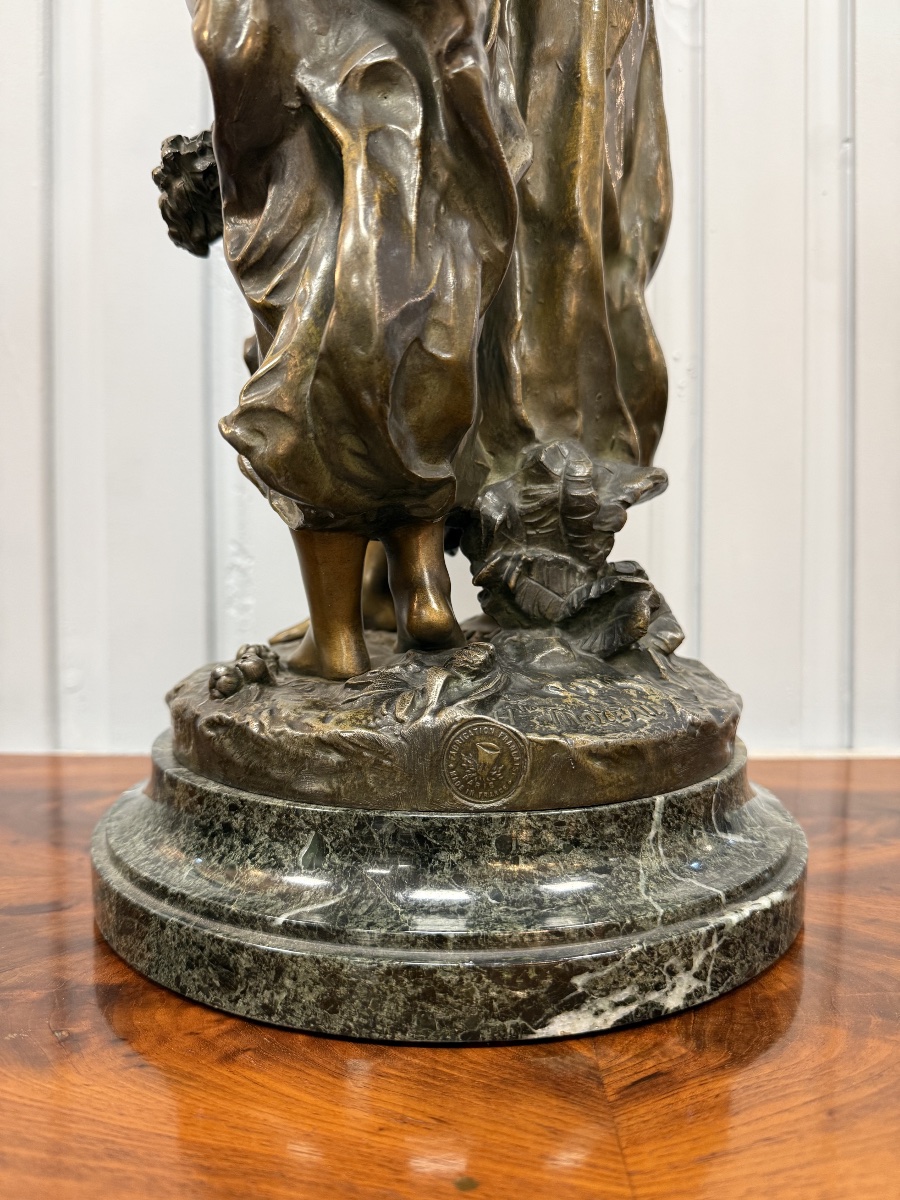 Bronze Sculpture Depicting Two Women With A Basket, Signed H Moreau-photo-3