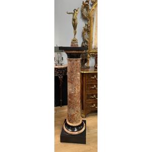 Grande colonne en marbre