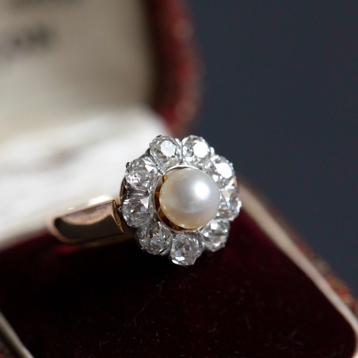 Pearl And Old Cut  Diamonds Ring - Yellow Gold And Platinum-photo-3