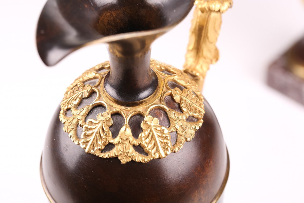 Paire d'Aiguières En Bronze, Modèle Attribué à Claude Galle-photo-3