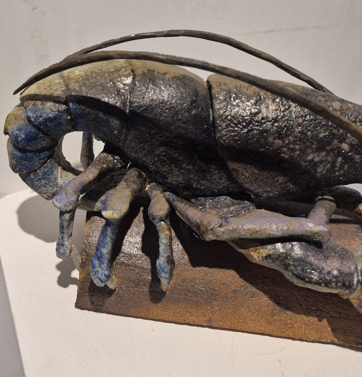 Bruno Ronzier (XXème siècle), homard bleu sur tuile, pièce unique-photo-2