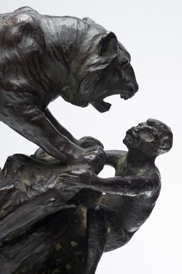 A. Passuanli (?), Bronze Representing A Tiger And A Monkey-photo-4