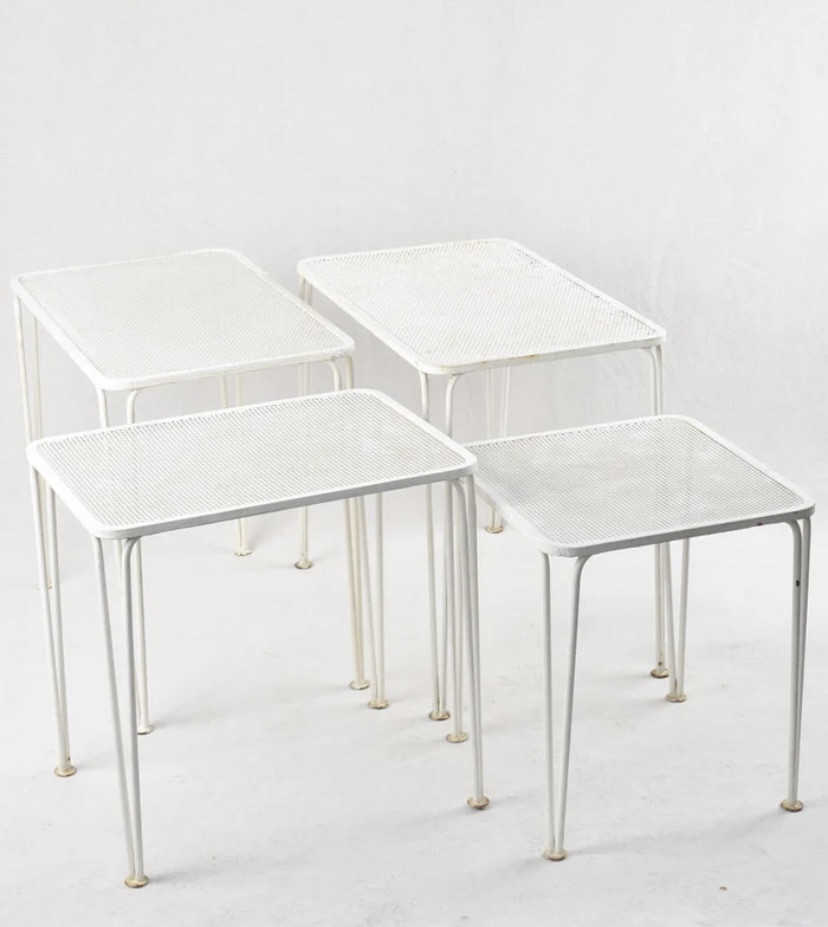 Série de 4 tables gigognes années 60