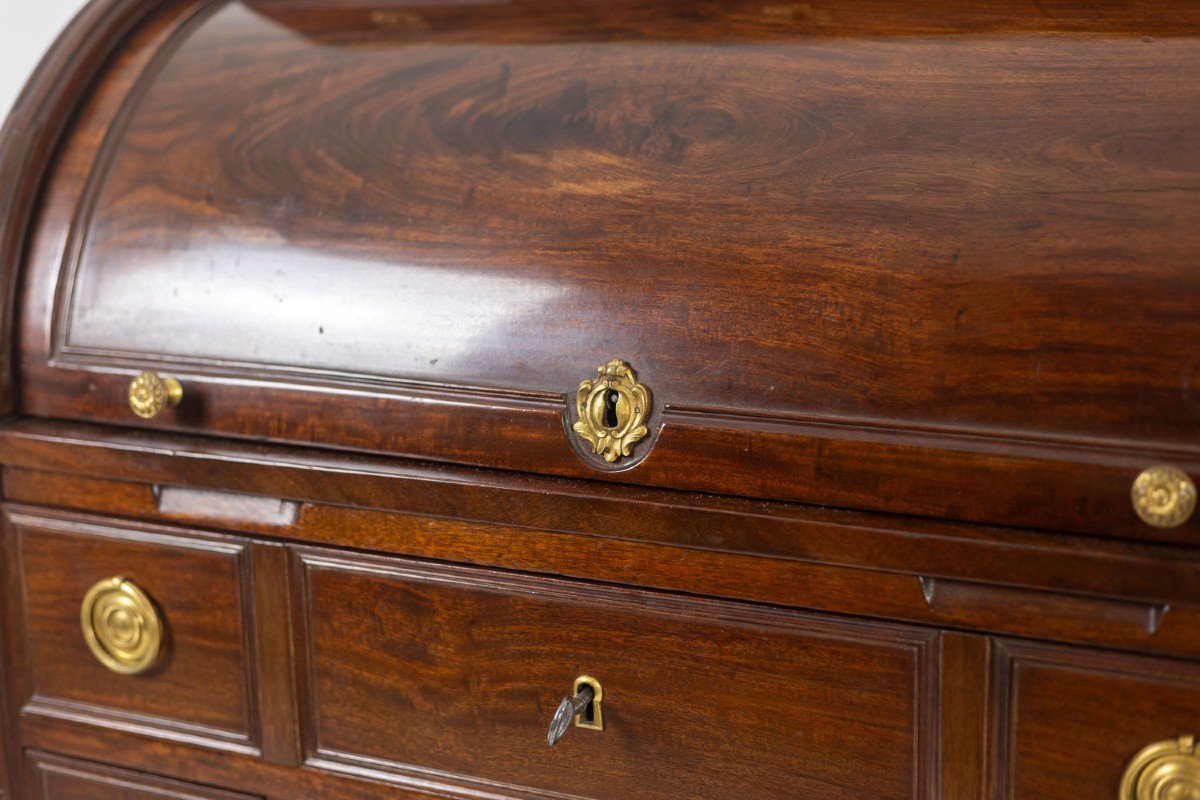 Desk – Or Secretary, Cylinder, Mahogany. Late 18th Century Period.-photo-2