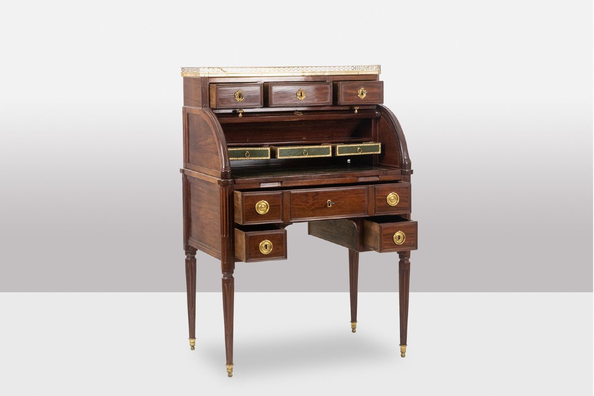 Desk – Or Secretary, Cylinder, Mahogany. Late 18th Century Period.-photo-4
