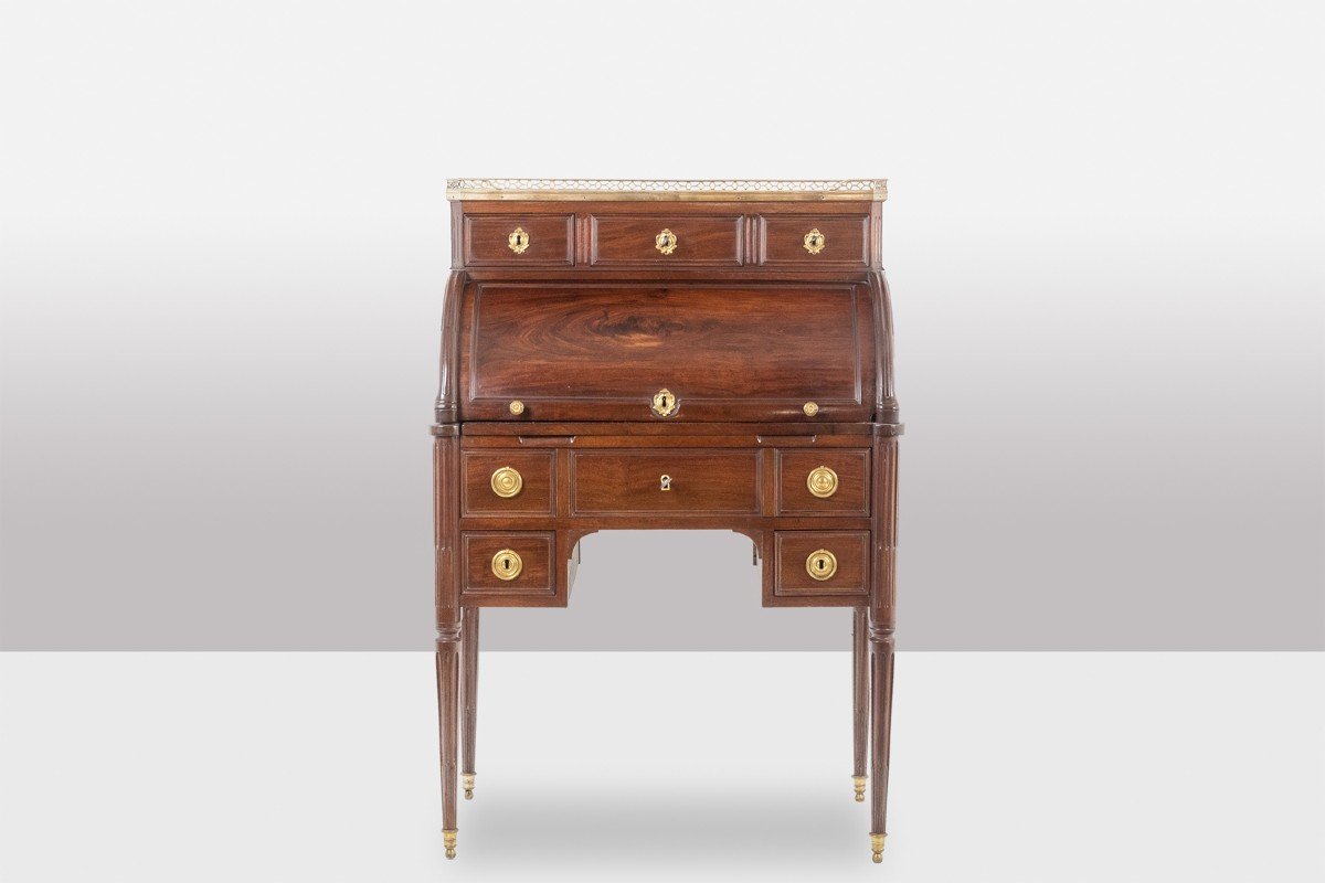 Desk – Or Secretary, Cylinder, Mahogany. Late 18th Century Period.-photo-1