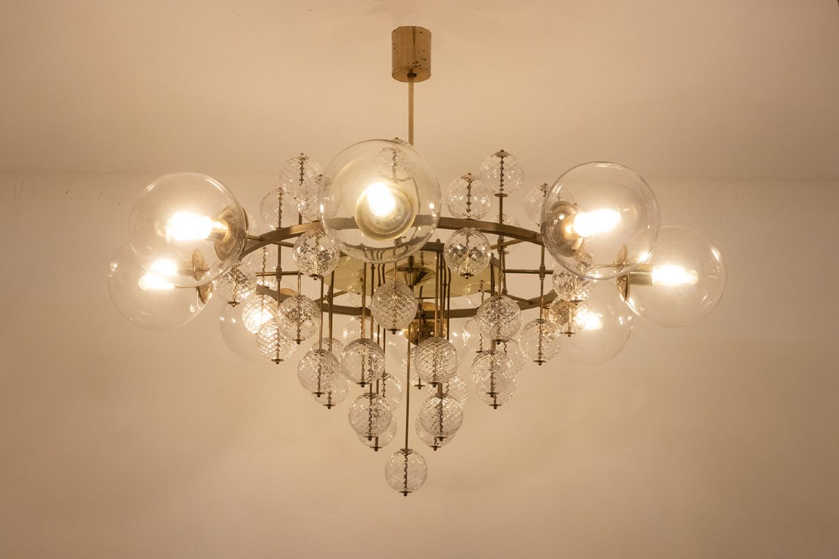 Large Chandelier In Gilded Brass And Decorative Balls. 1970s. Ls62621809p-photo-2