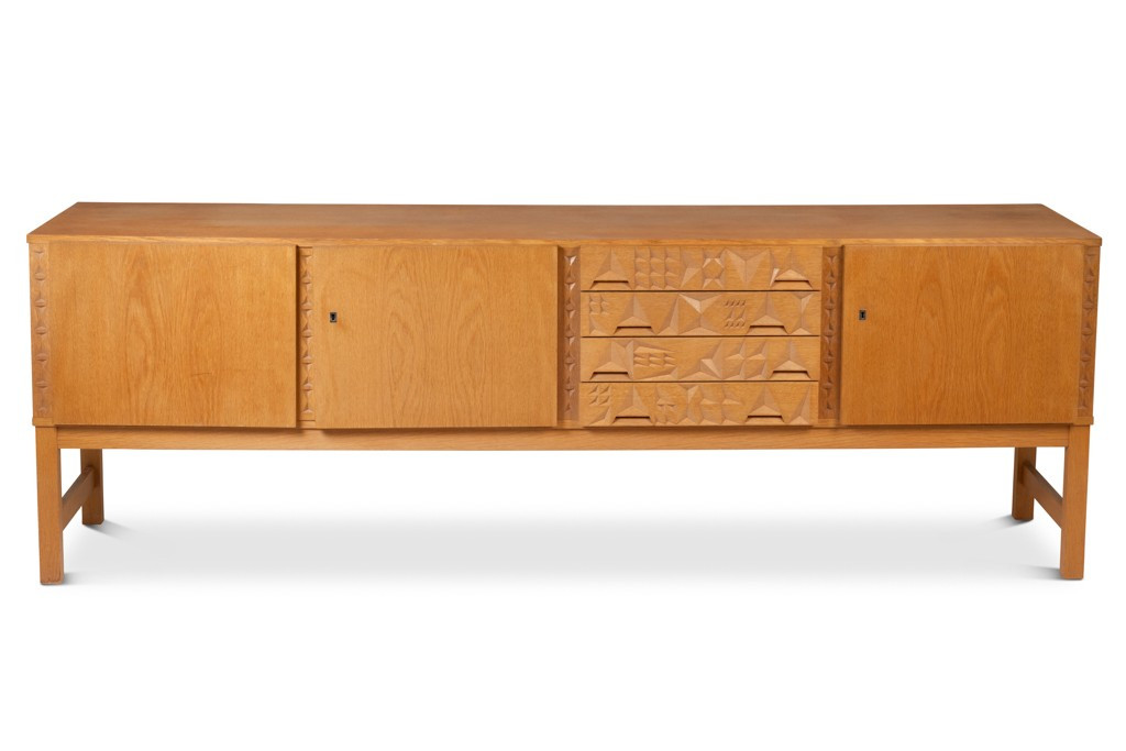 Enfilade en chêne et placage de chêne. Années 1960/70. LS65231208Z