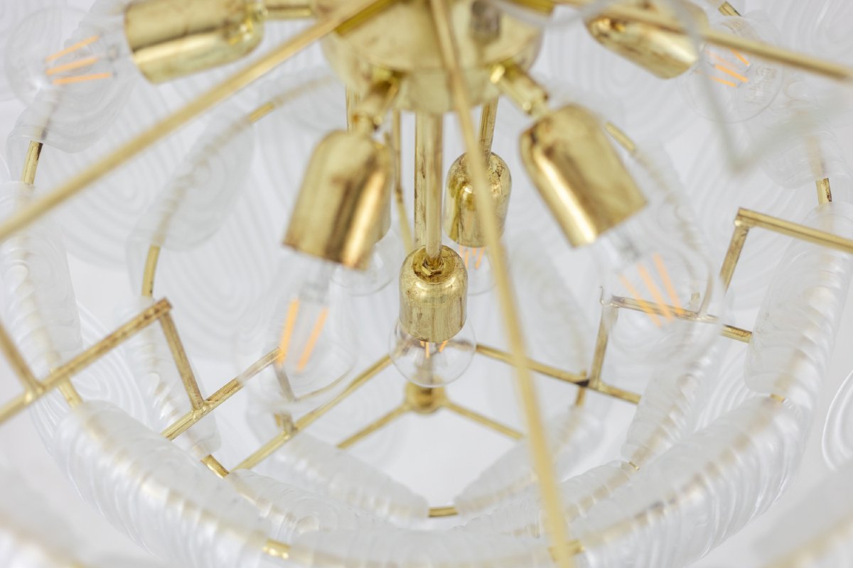 Translucent White Murano Glass Chandelier. Italy, Contemporary Work. Ls64641401-photo-2